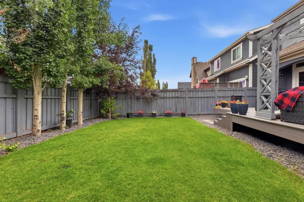 188 Marquis Grove SE Calgary AB T3M 1M8