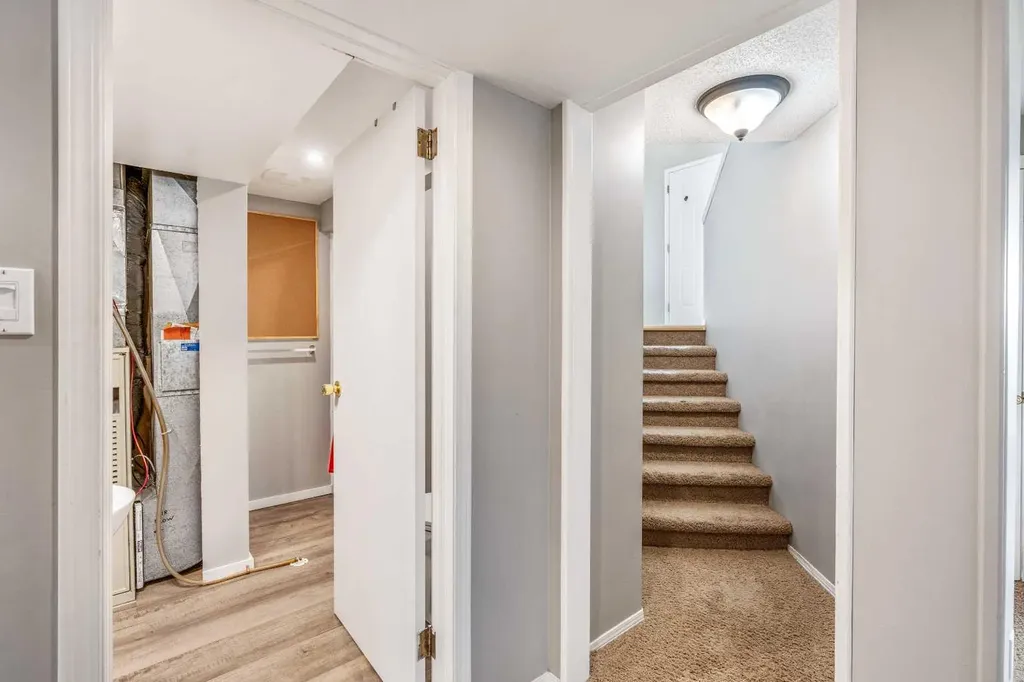 194 Mt Blakiston Road W Lethbridge AB T1K 6M5