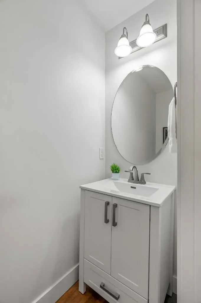 173 Windstone Link SW Airdrie AB T4B 3V8