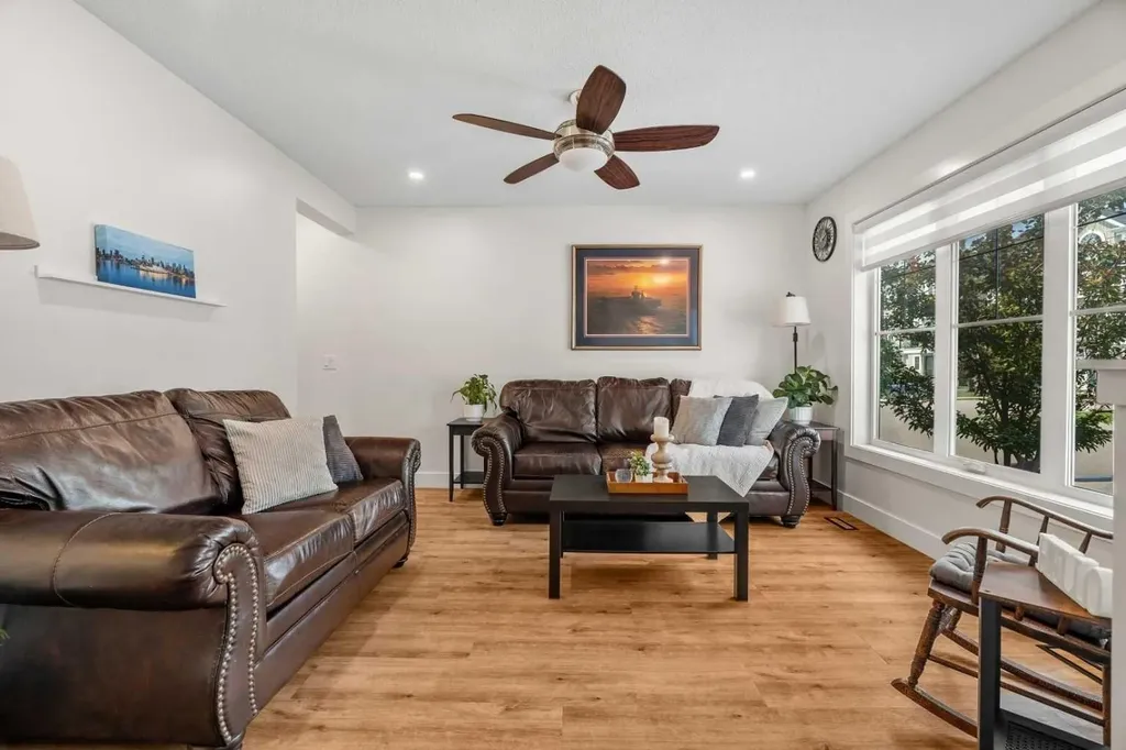 173 Windstone Link SW Airdrie AB T4B 3V8