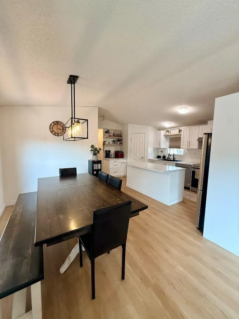 10226 103 Avenue La Crete AB T0H2H0