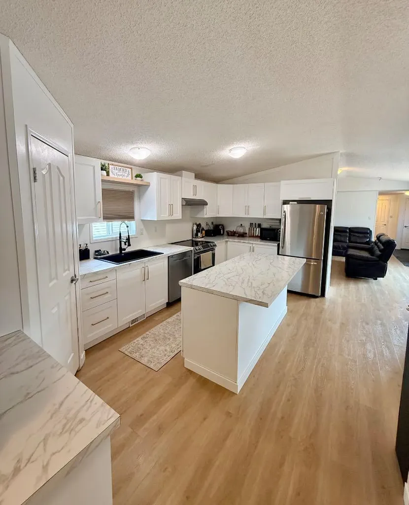 10226 103 Avenue La Crete AB T0H2H0