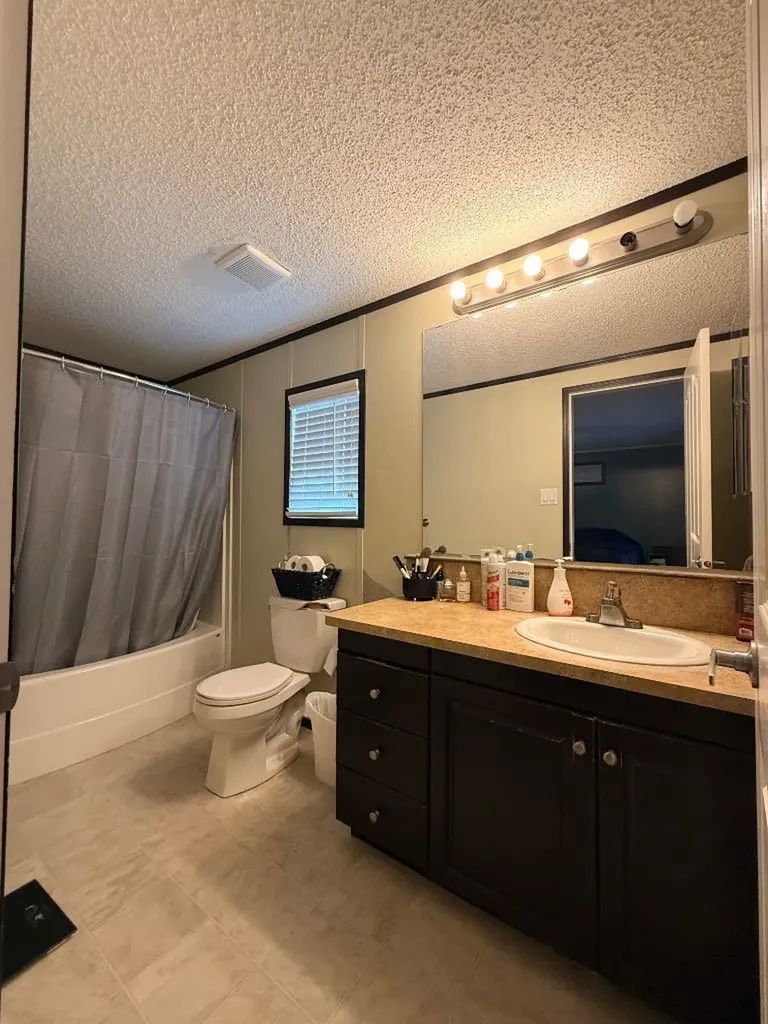 10226 103 Avenue La Crete AB T0H2H0