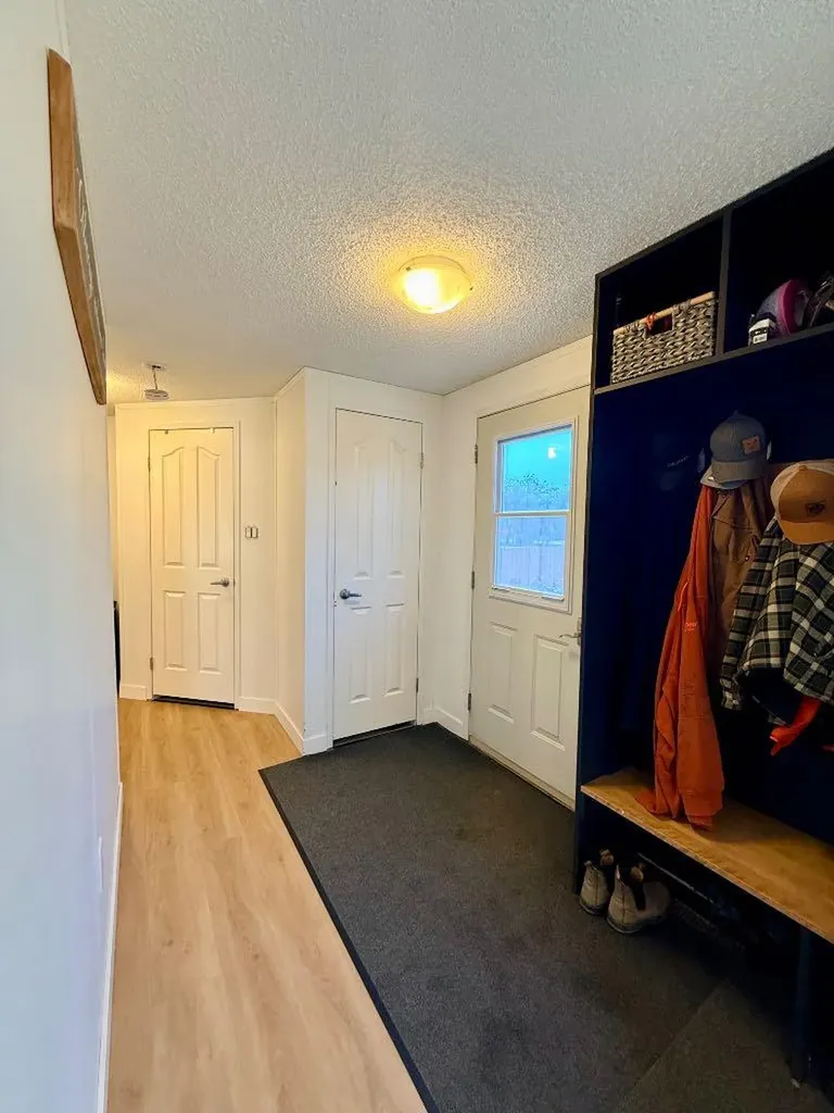 10226 103 Avenue La Crete AB T0H2H0