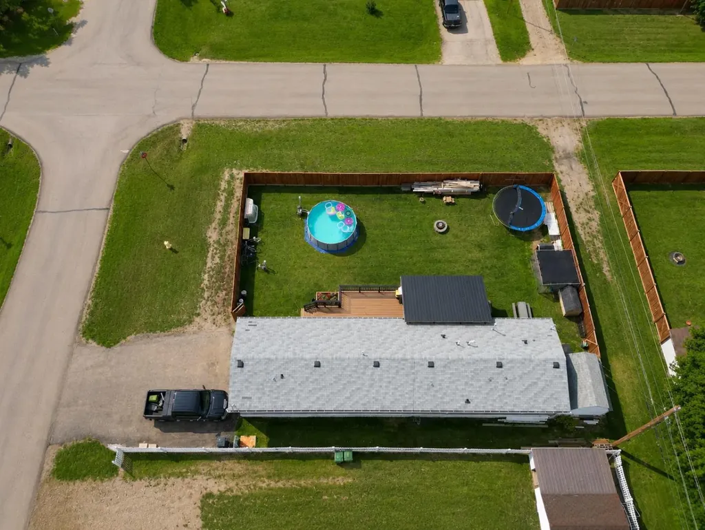 10226 103 Avenue La Crete AB T0H2H0