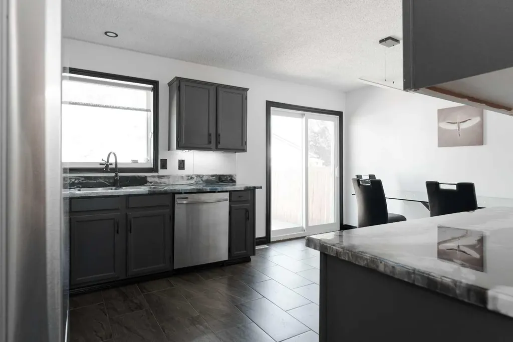 146 Mcconachie Crescent Fort Mcmurray AB T9K 1K7
