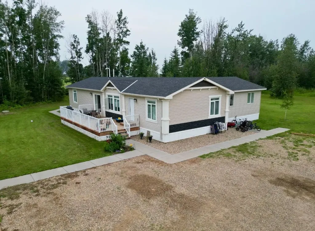 105520 Rge Road 151a La Crete AB T0H2H0