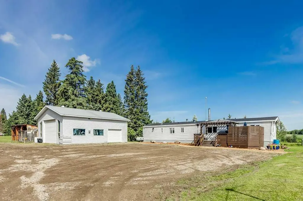 363044 Range Road 5-1 Rural Clearwater County AB T0M 0M0