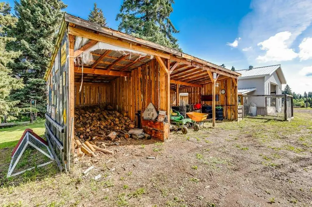 363044 Range Road 5-1 Rural Clearwater County AB T0M 0M0