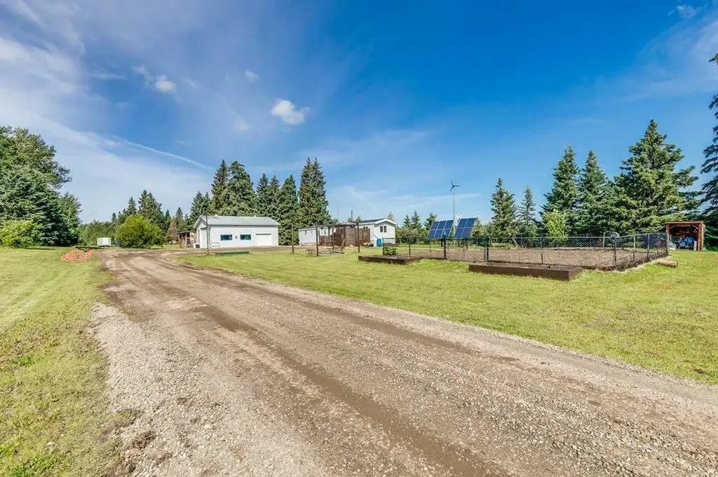 363044 Range Road 5-1 Rural Clearwater County AB T0M 0M0