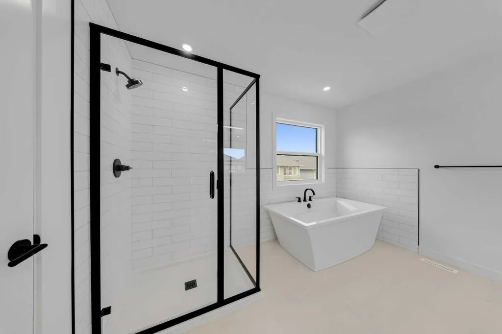1412 South Point Villas SW Airdrie AB T4B 5P2