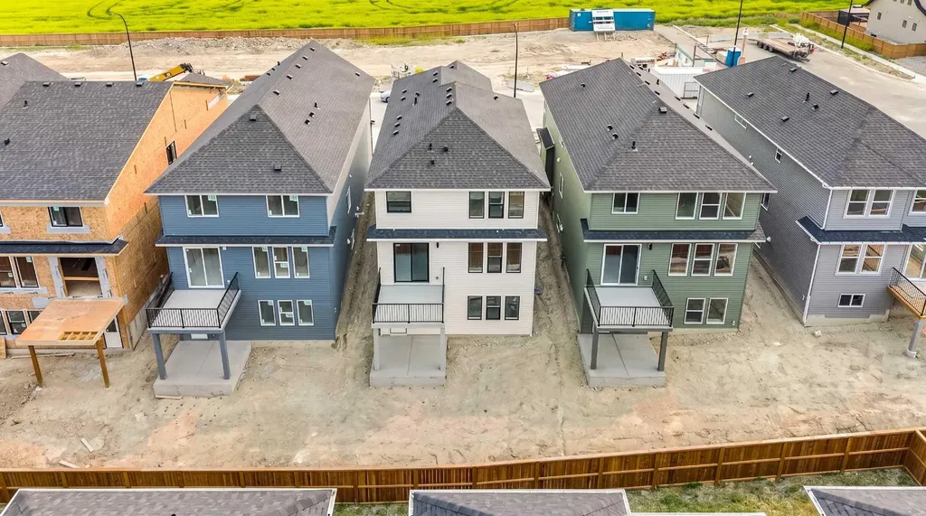 1412 South Point Villas SW Airdrie AB T4B 5P2