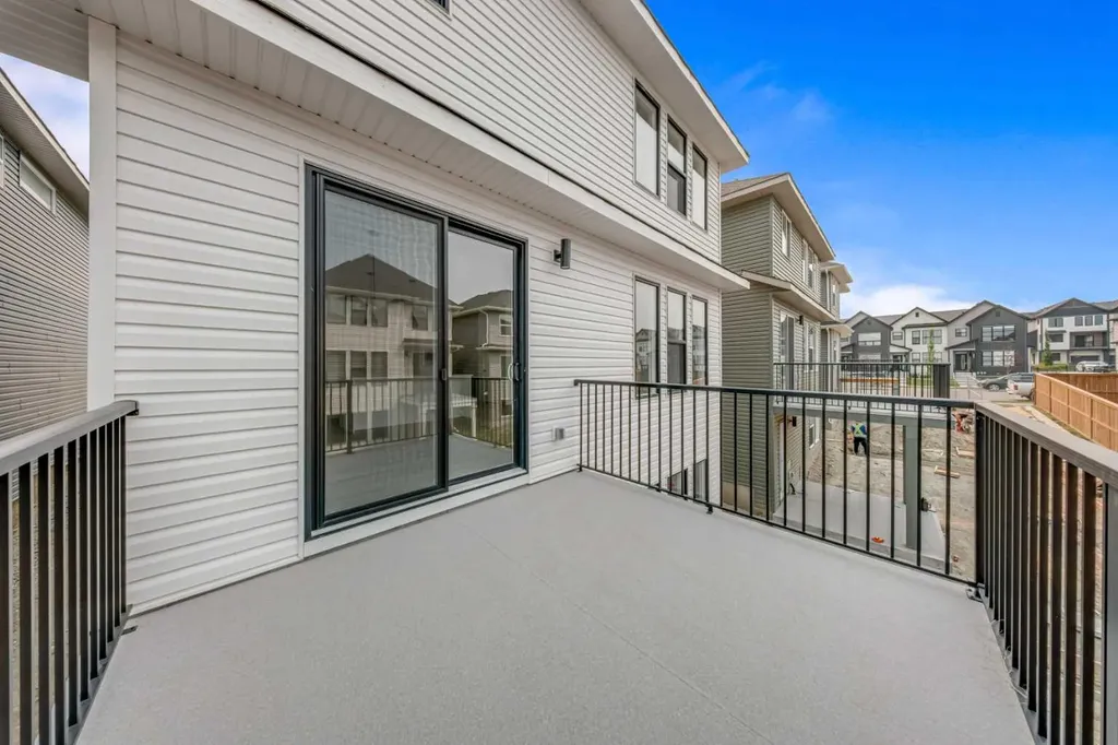 1412 South Point Villas SW Airdrie AB T4B 5P2