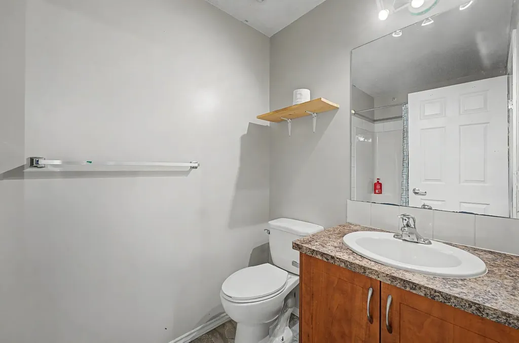 700 Willowbrook Road NW Airdrie AB T4B 0L5
