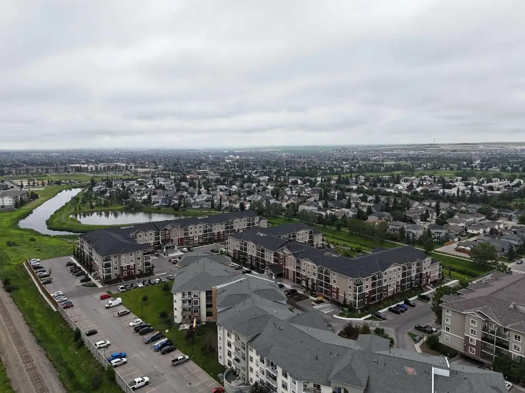 700 Willowbrook Road NW Airdrie AB T4B 0L5