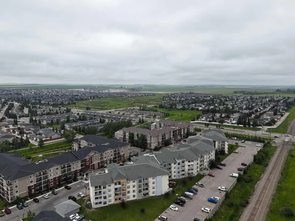 700 Willowbrook Road NW Airdrie AB T4B 0L5