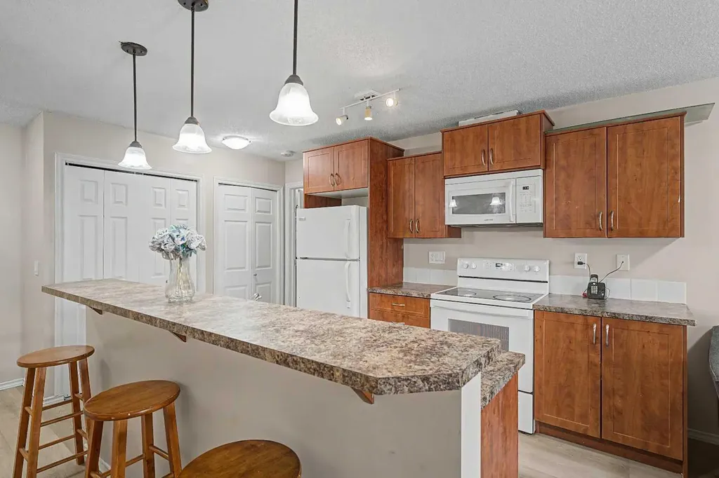 700 Willowbrook Road NW Airdrie AB T4B 0L5