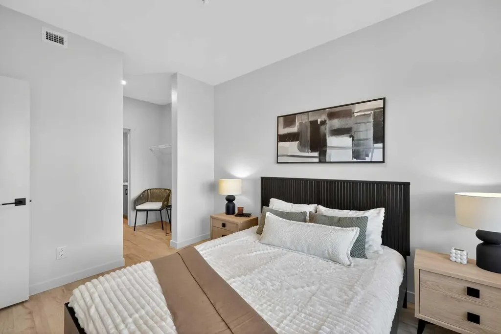 355 Clareview Station Drive Edmonton AB T5Y0C5