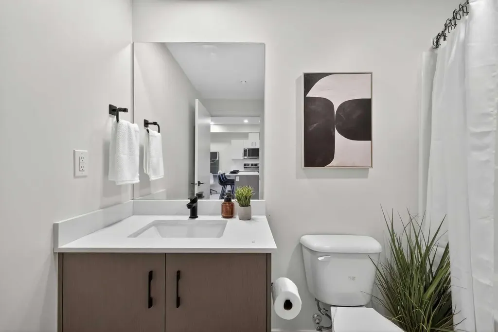 355 Clareview Station Drive Edmonton AB T5Y0C5