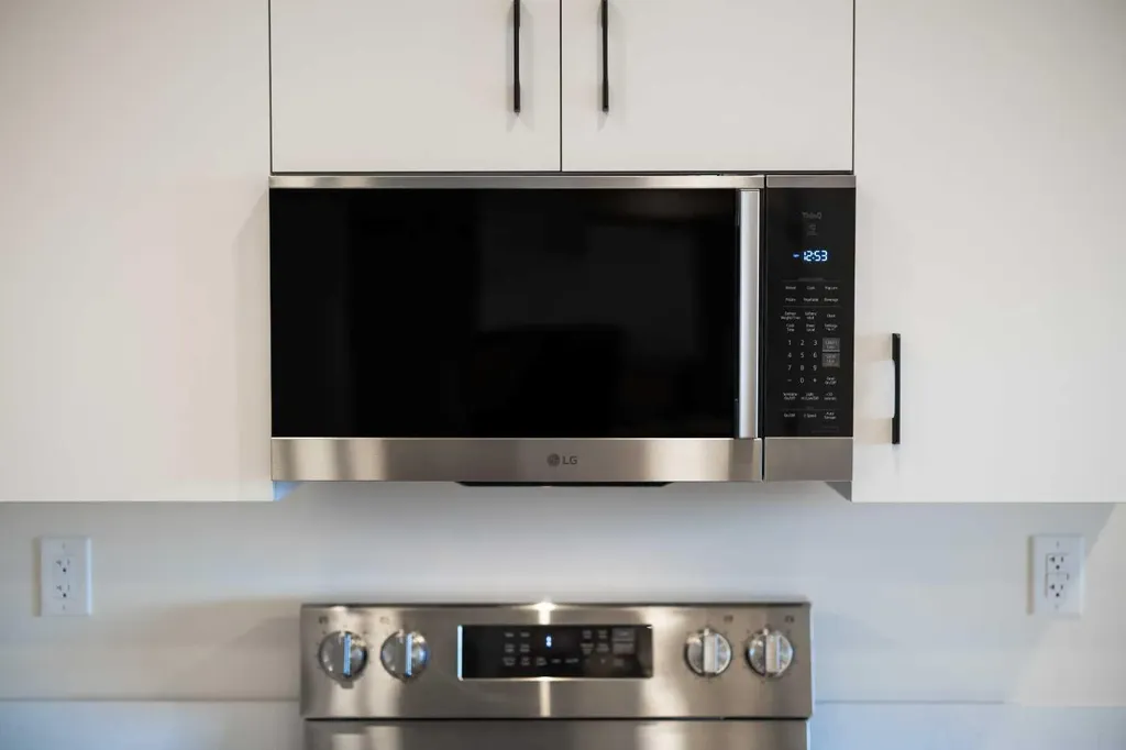 355 Clareview Station Drive Edmonton AB T5Y0C5