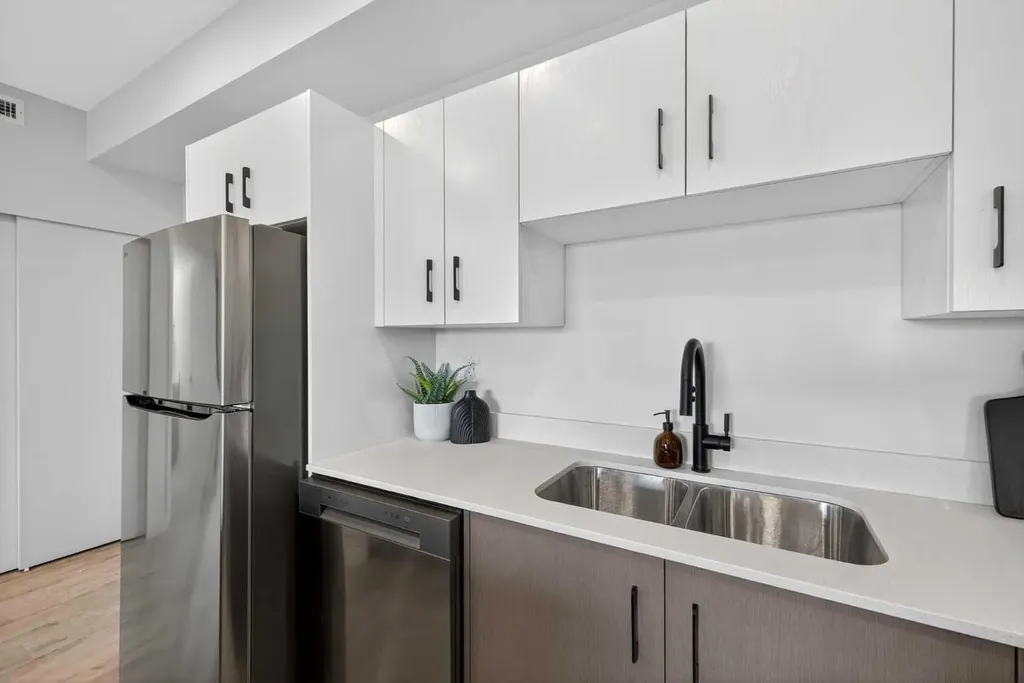 355 Clareview Station Drive Edmonton AB T5Y0C5