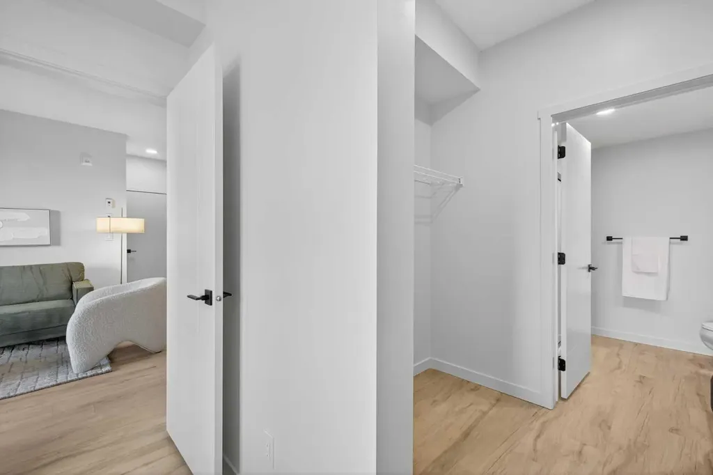 355 Clareview Station Drive Edmonton AB T5Y0C5