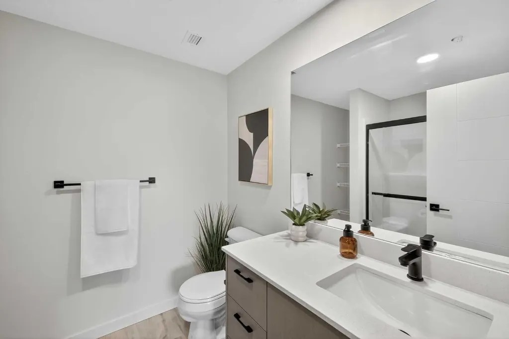 355 Clareview Station Drive Edmonton AB T5Y0C5