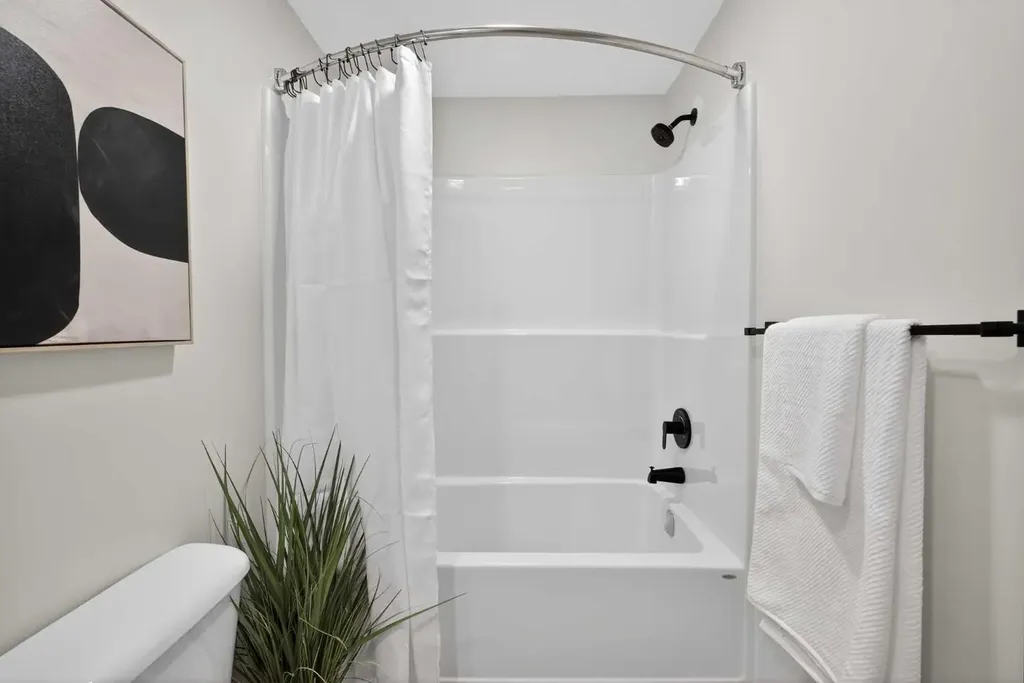 355 Clareview Station Drive Edmonton AB T5Y0C5
