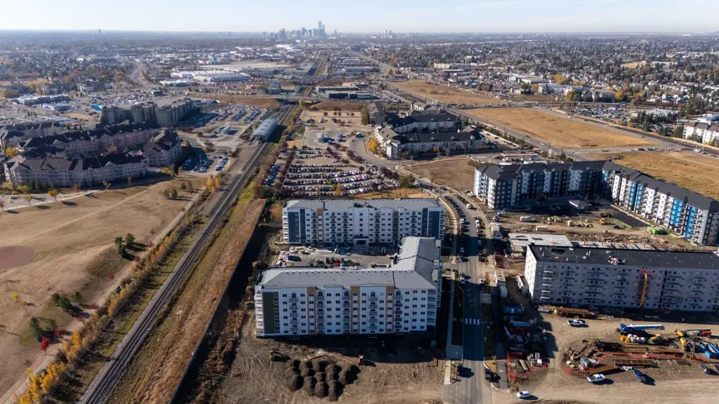 355 Clareview Station Drive Edmonton AB T5Y0C5