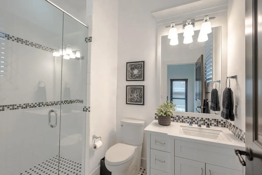 116 Lynx Ridge Road NW Calgary AB T3L 2M4
