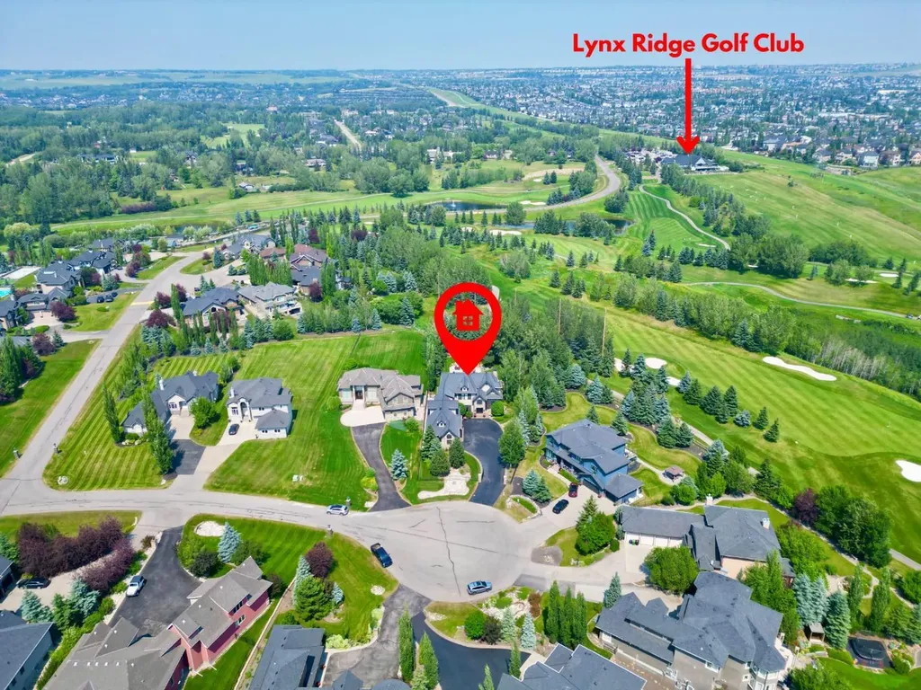 116 Lynx Ridge Road NW Calgary AB T3L 2M4