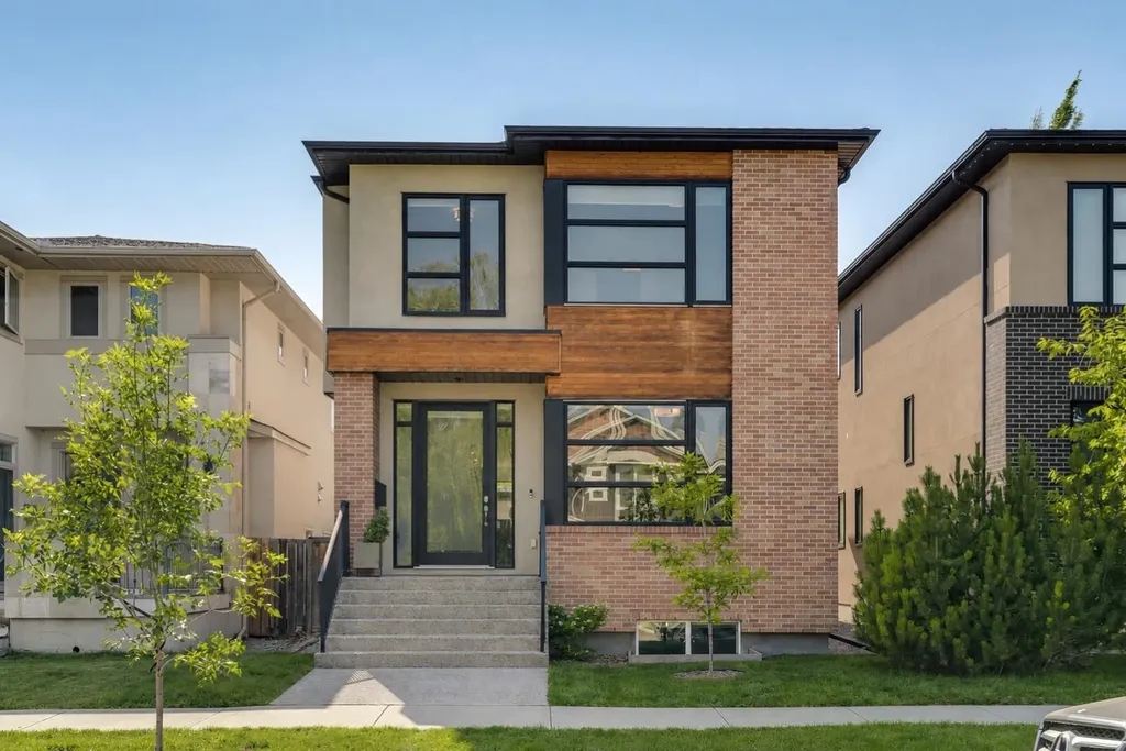 2231 26 Street SW Calgary AB T3E 2A4
