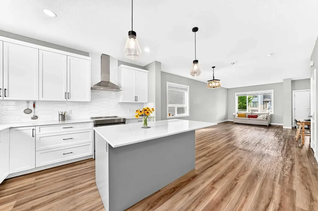 52 Wolf Creek Drive SE Calgary AB t2x4w9