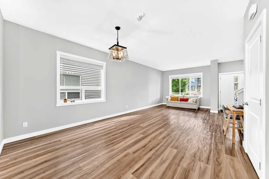 52 Wolf Creek Drive SE Calgary AB t2x4w9