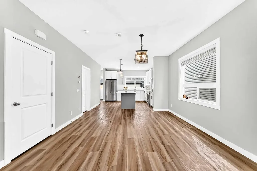 52 Wolf Creek Drive SE Calgary AB t2x4w9
