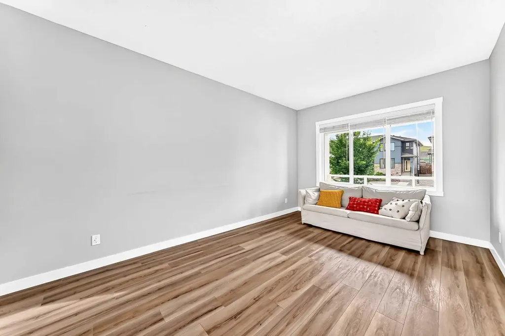 52 Wolf Creek Drive SE Calgary AB t2x4w9