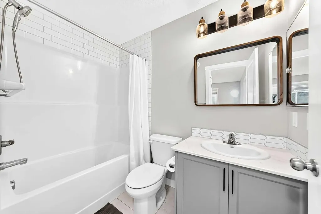 52 Wolf Creek Drive SE Calgary AB t2x4w9