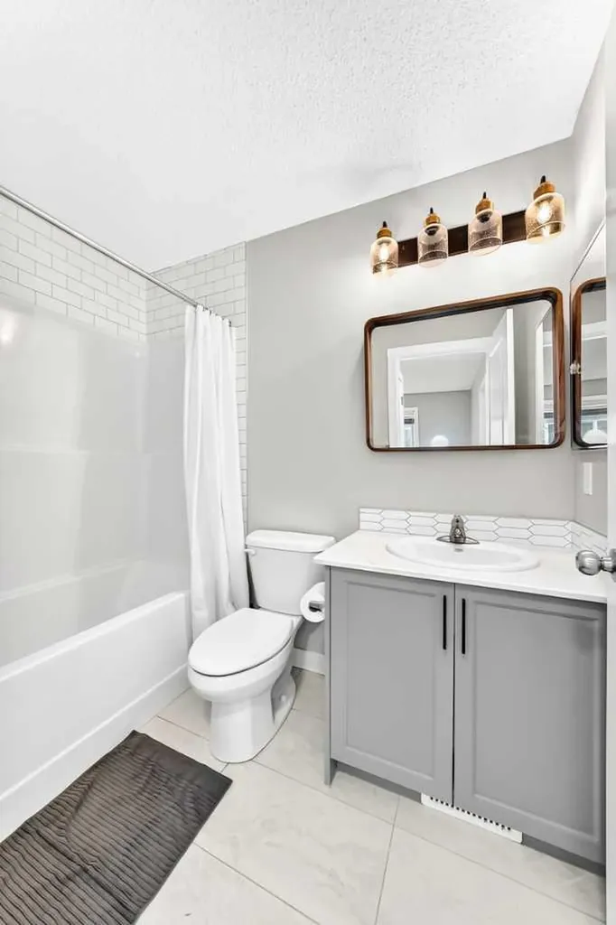 52 Wolf Creek Drive SE Calgary AB t2x4w9