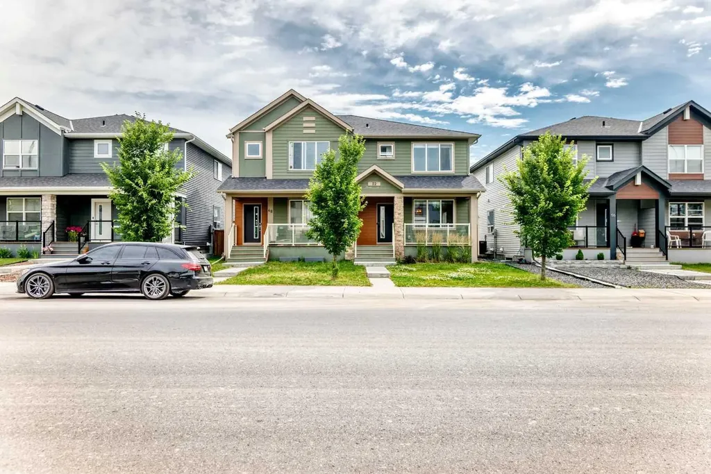 52 Wolf Creek Drive SE Calgary AB t2x4w9