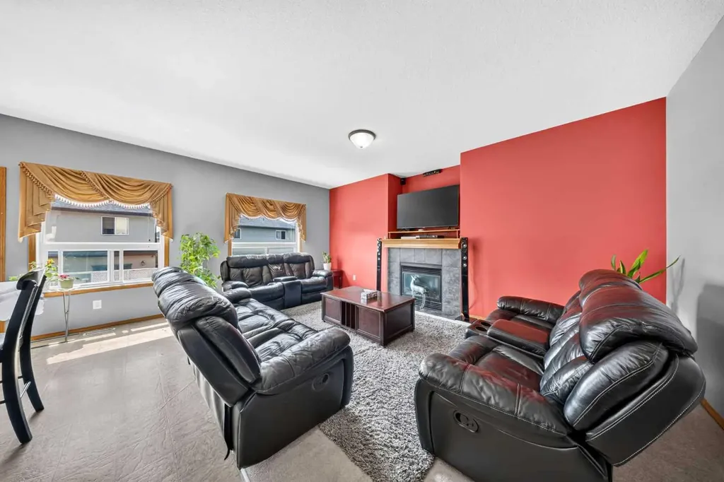 154 Saddleland Close NE Calgary AB T3J5J4