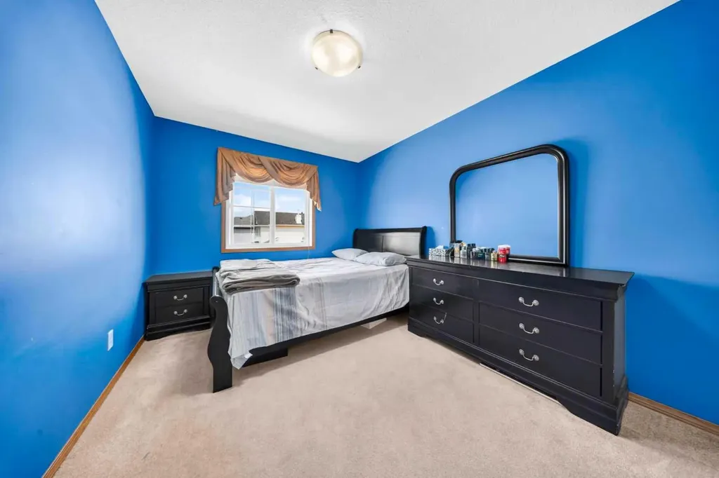 154 Saddleland Close NE Calgary AB T3J5J4