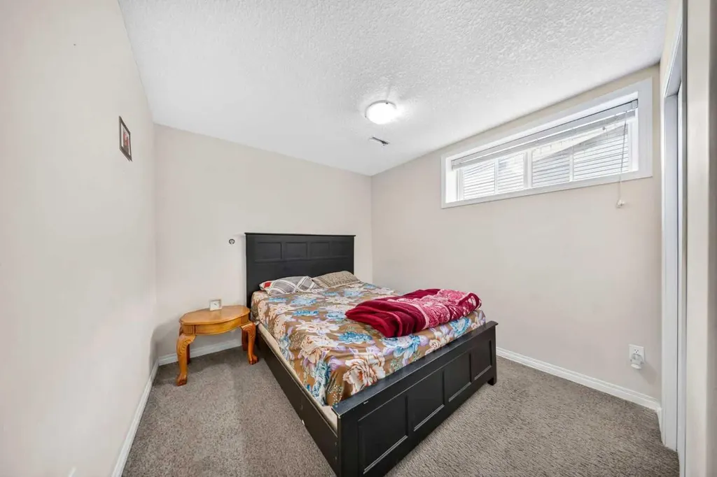 154 Saddleland Close NE Calgary AB T3J5J4