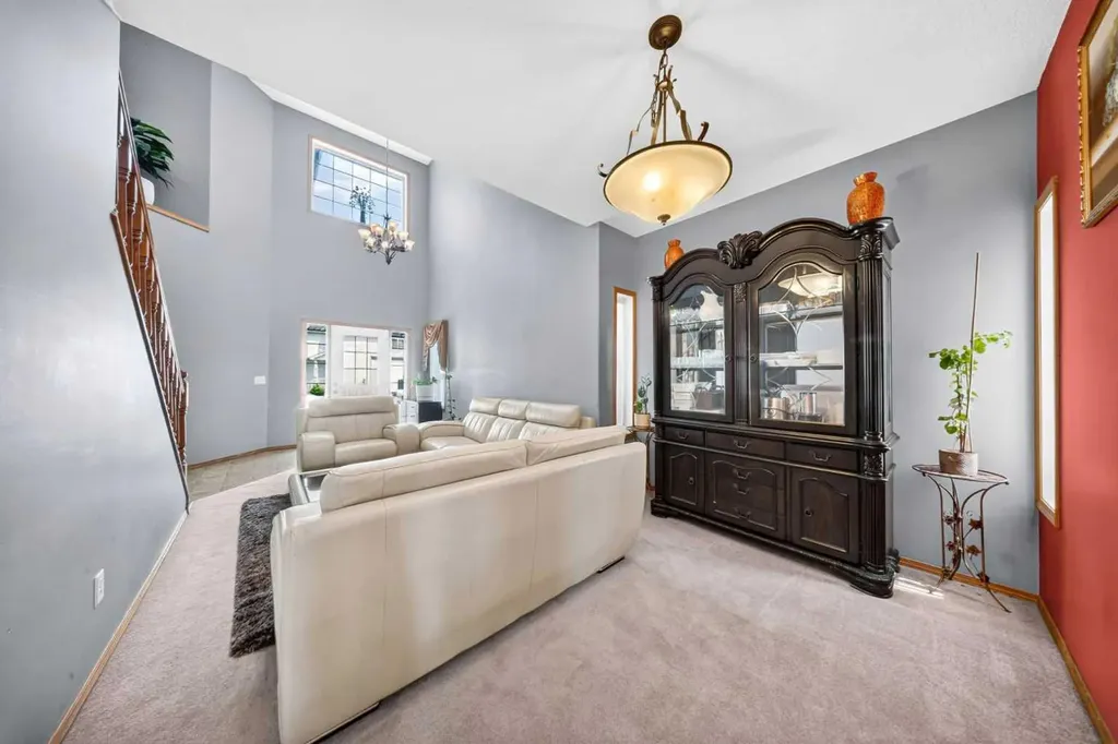 154 Saddleland Close NE Calgary AB T3J5J4