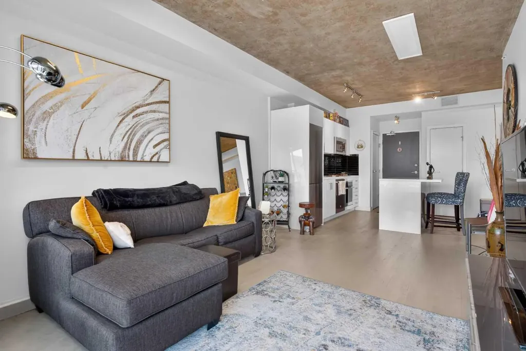 1010 6 Street SW Calgary AB T2R1B4