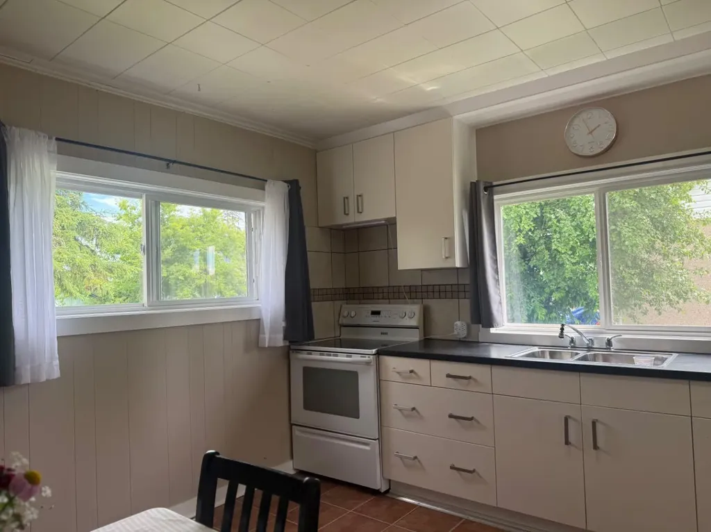 5113 Fifth Street Boyle AB T0A 0M0