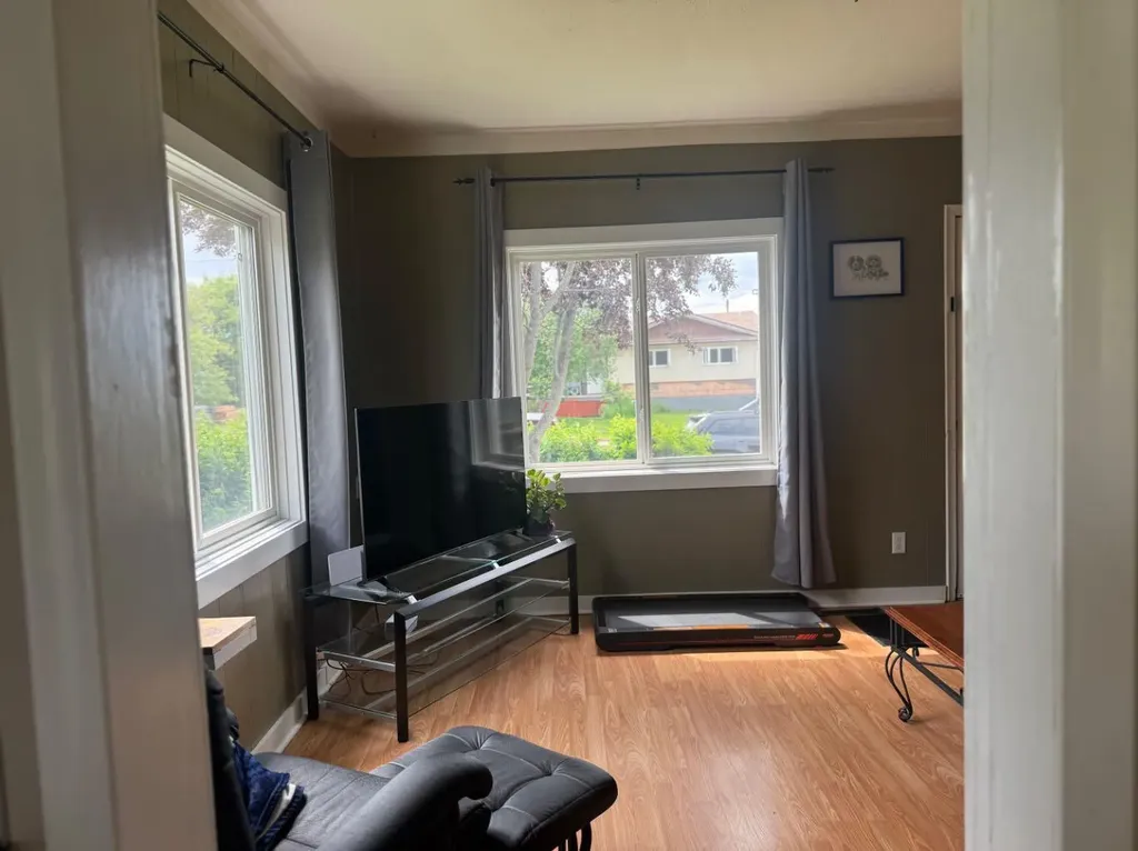 5113 Fifth Street Boyle AB T0A 0M0