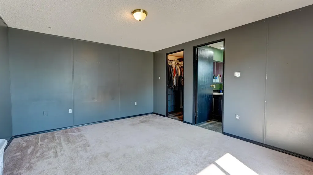428 57 Avenue W Claresholm AB T0L 0T0