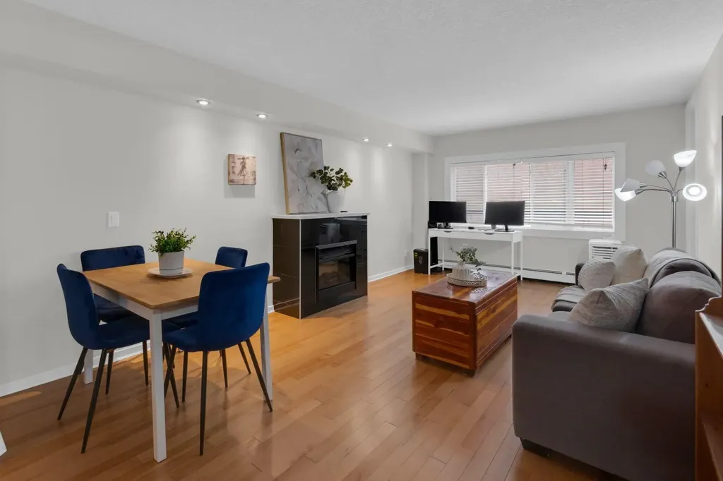728 3 Avenue NW Calgary AB T2N 0J1