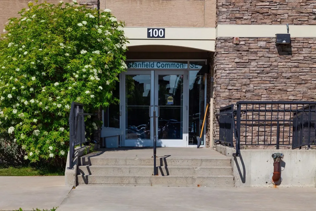 100 Cranfield Common SE Calgary AB T3M 1S1