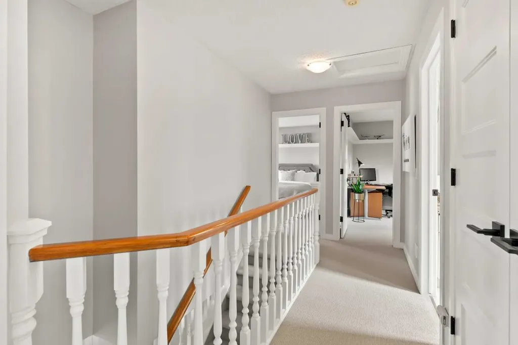 116 Sun Harbour Way SE Calgary AB T2X 3C2